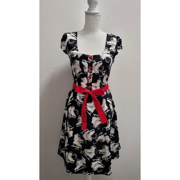 MODCLOTH RETROLICIOUS Vintage Style Medium ICE SKATES DRESS Black/White/Red NWT - Picture 1 of 12
